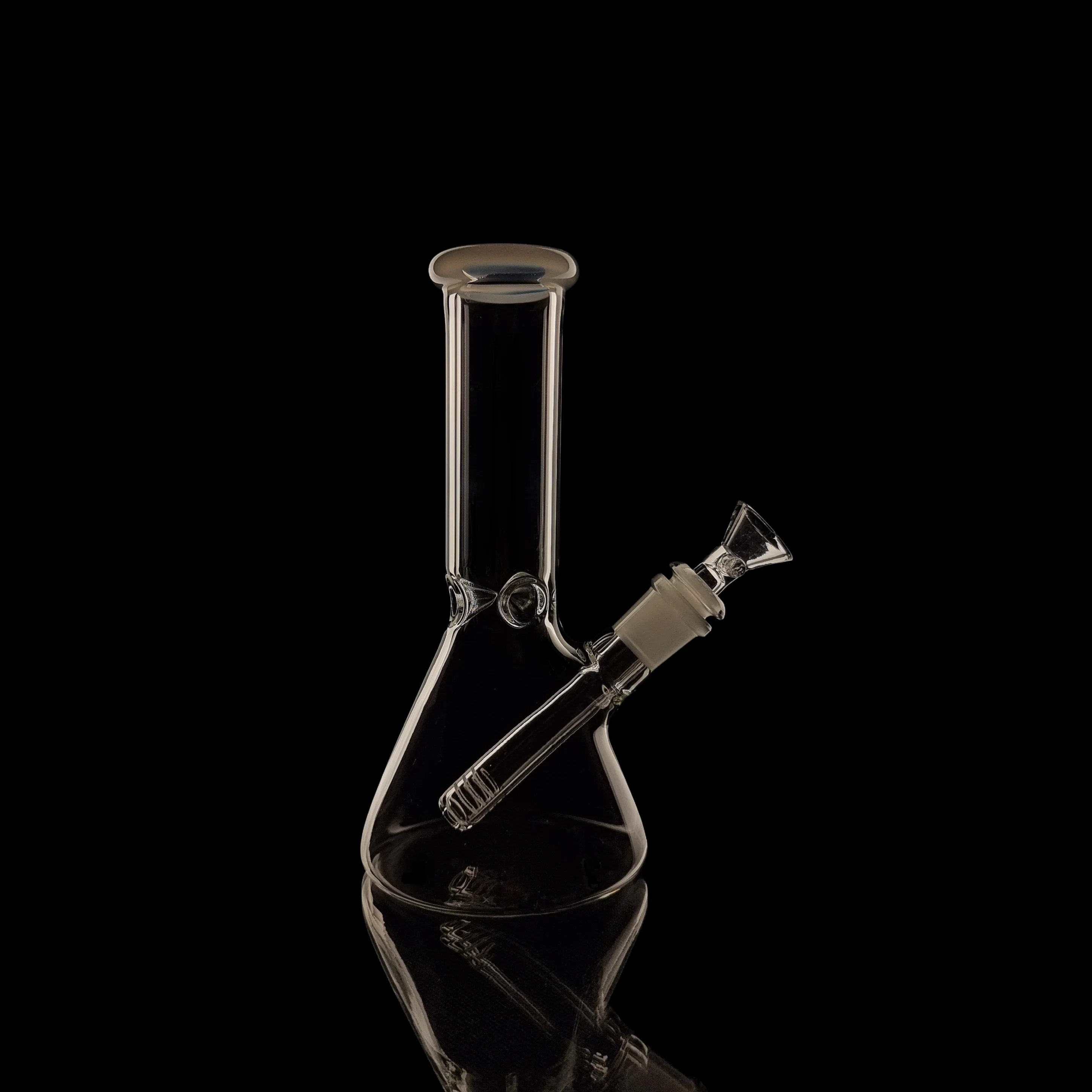 20cm Clear Glass Beaker w/ Coloured Lip - Image 2