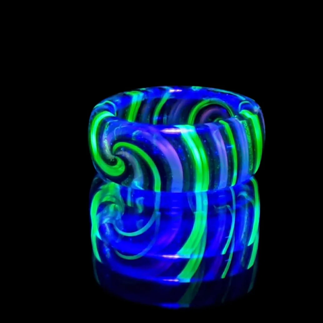 Glass UV Reactive Ring by Pho Sco USA