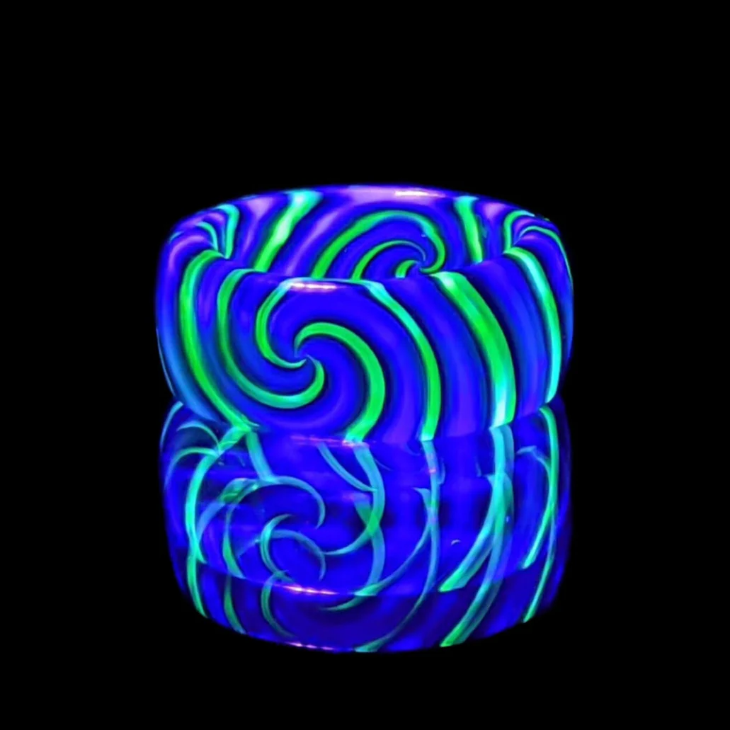 Glass UV Reactive Ring by Pho Sco USA
