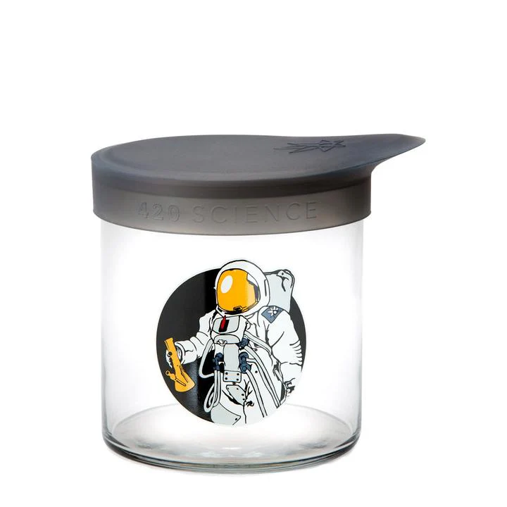 Medium Wide Mouth Jar With Silicone Lid - Image 9
