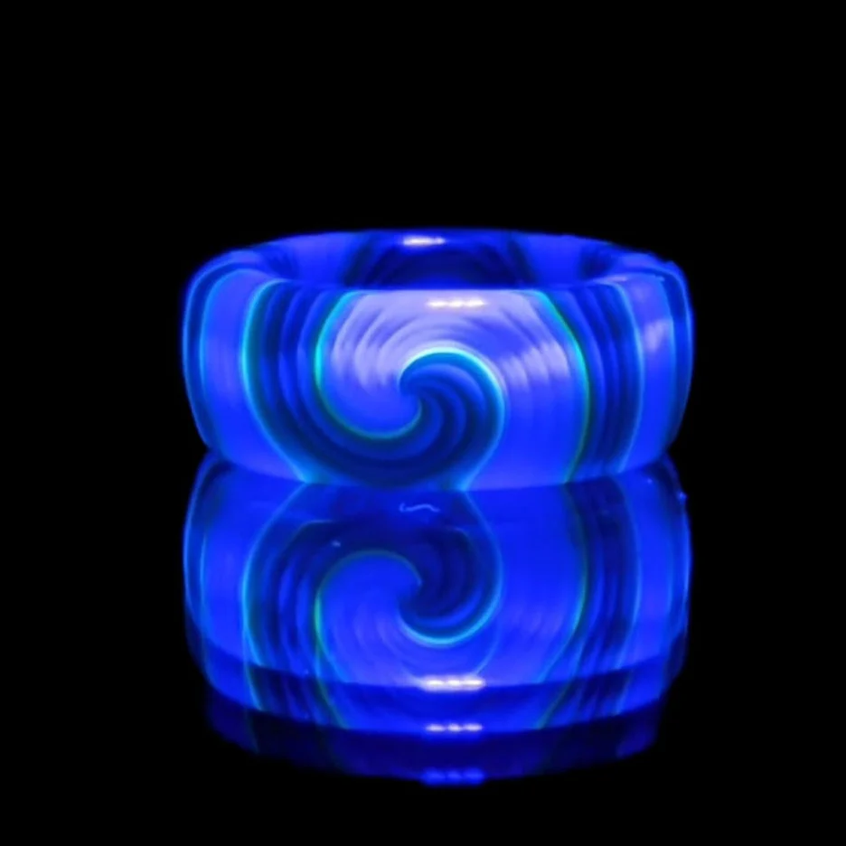 Glass UV Reactive Ring by Pho Sco USA